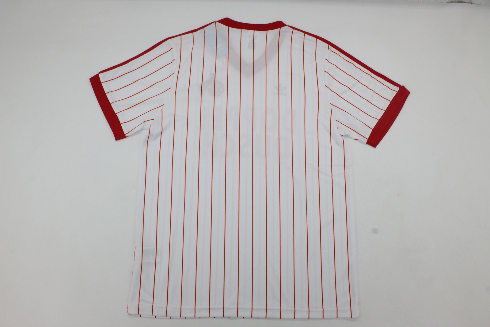 KOLN 82-83 — Club Retro