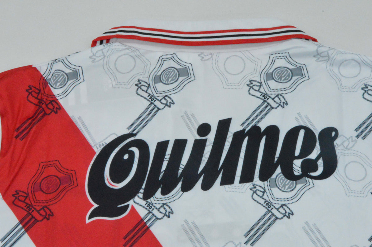 RIVER PLATE 1996 — Club Retro