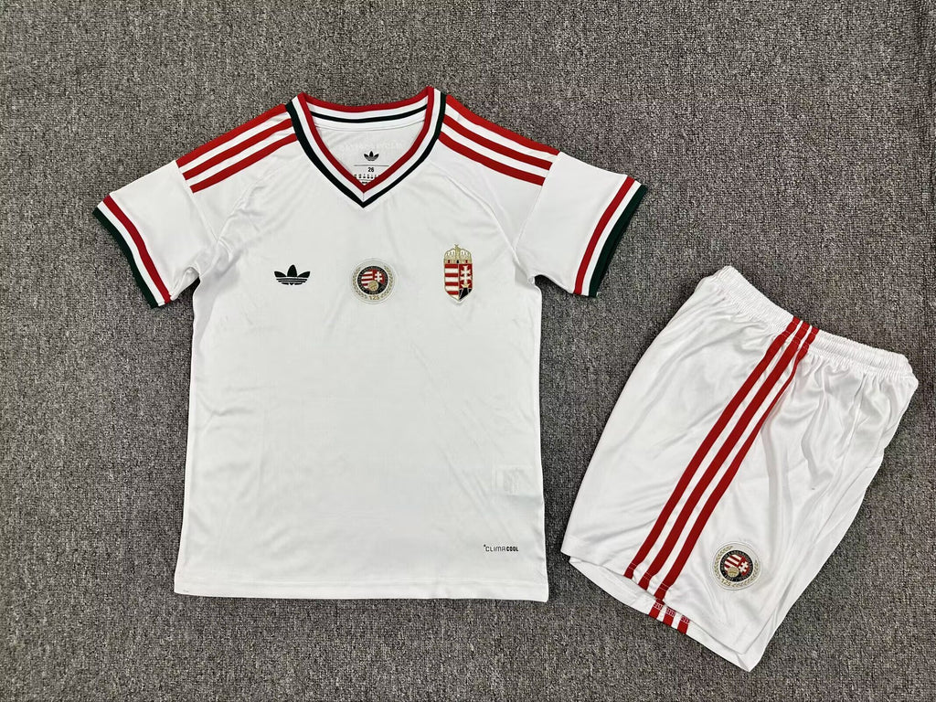 HUNGARY Kit infantil — Europe Other