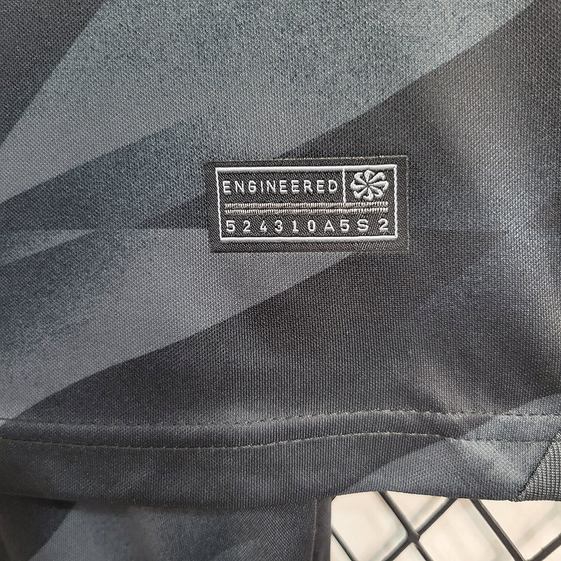 23-24 Barcelona black goalkeeper kid kit