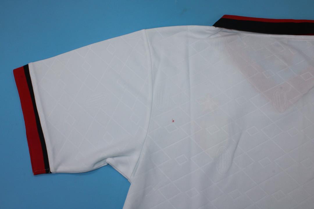 MILAN 94 — Club Retro
