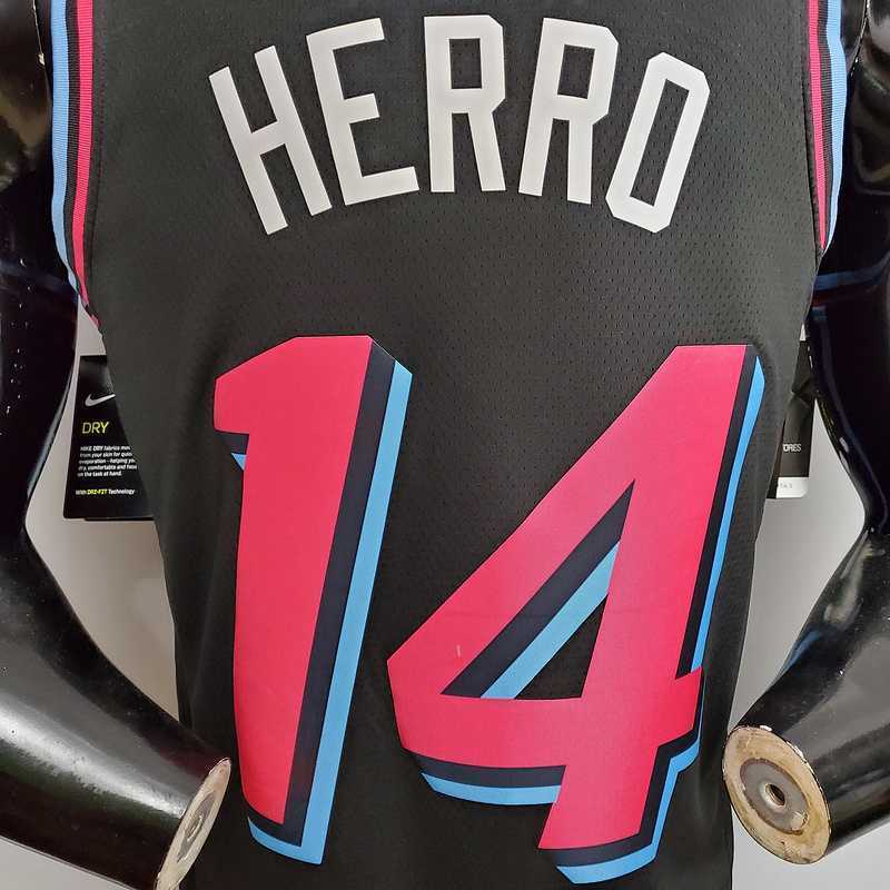 HERRO#14 Miami Heat V-neck black