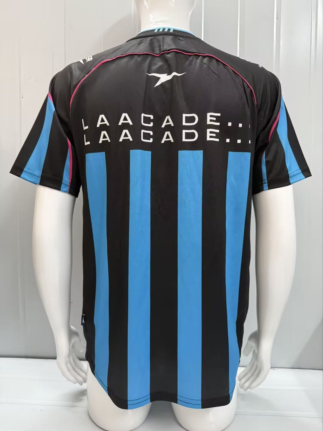 RACING AVELLANEDA 01-02 — Club Retro