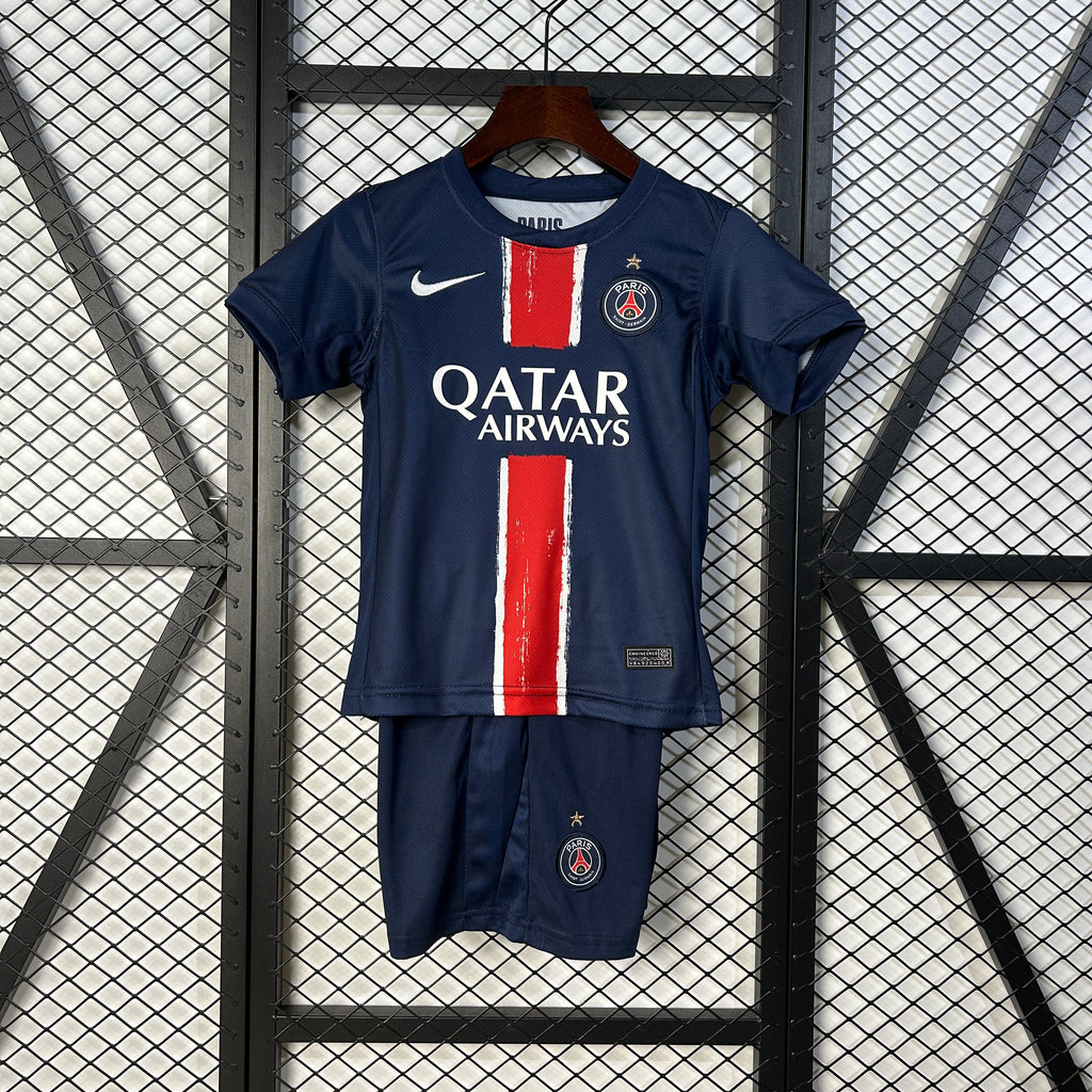 24/25 kids PSGChampion Edition home size: 16-28