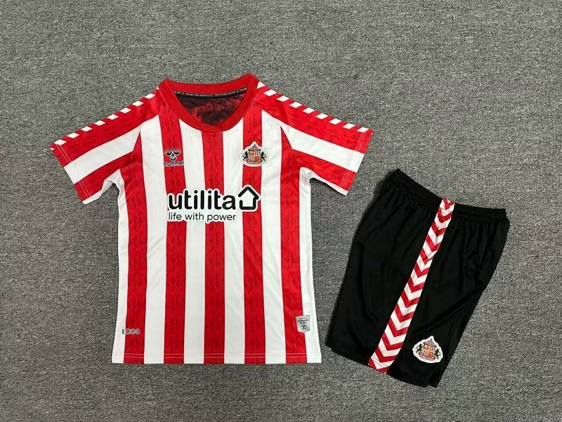 24-25 Sunderland home kid kit