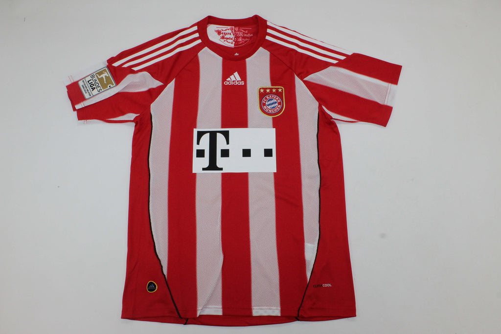BAYERN 10-11 — Club Retro