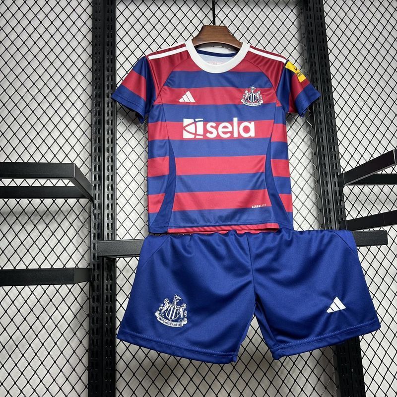 24-25 Newcastle away kid kit