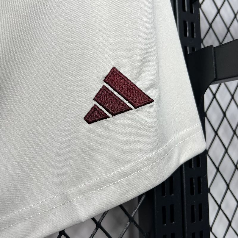 24-25 Roma away shorts