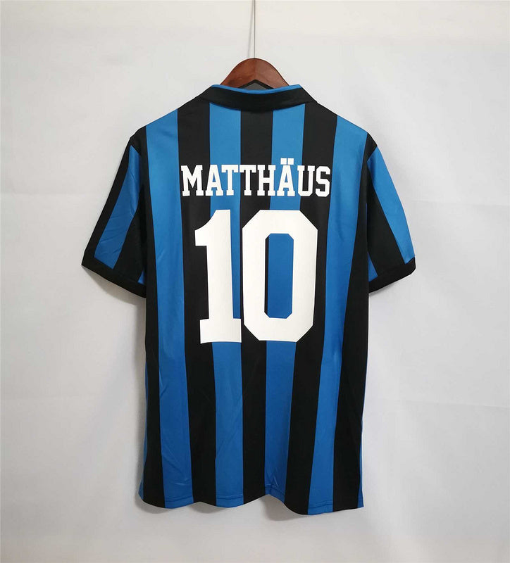 88-90 International Milan home