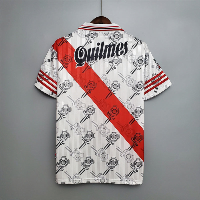 96-97 River Plate home white
