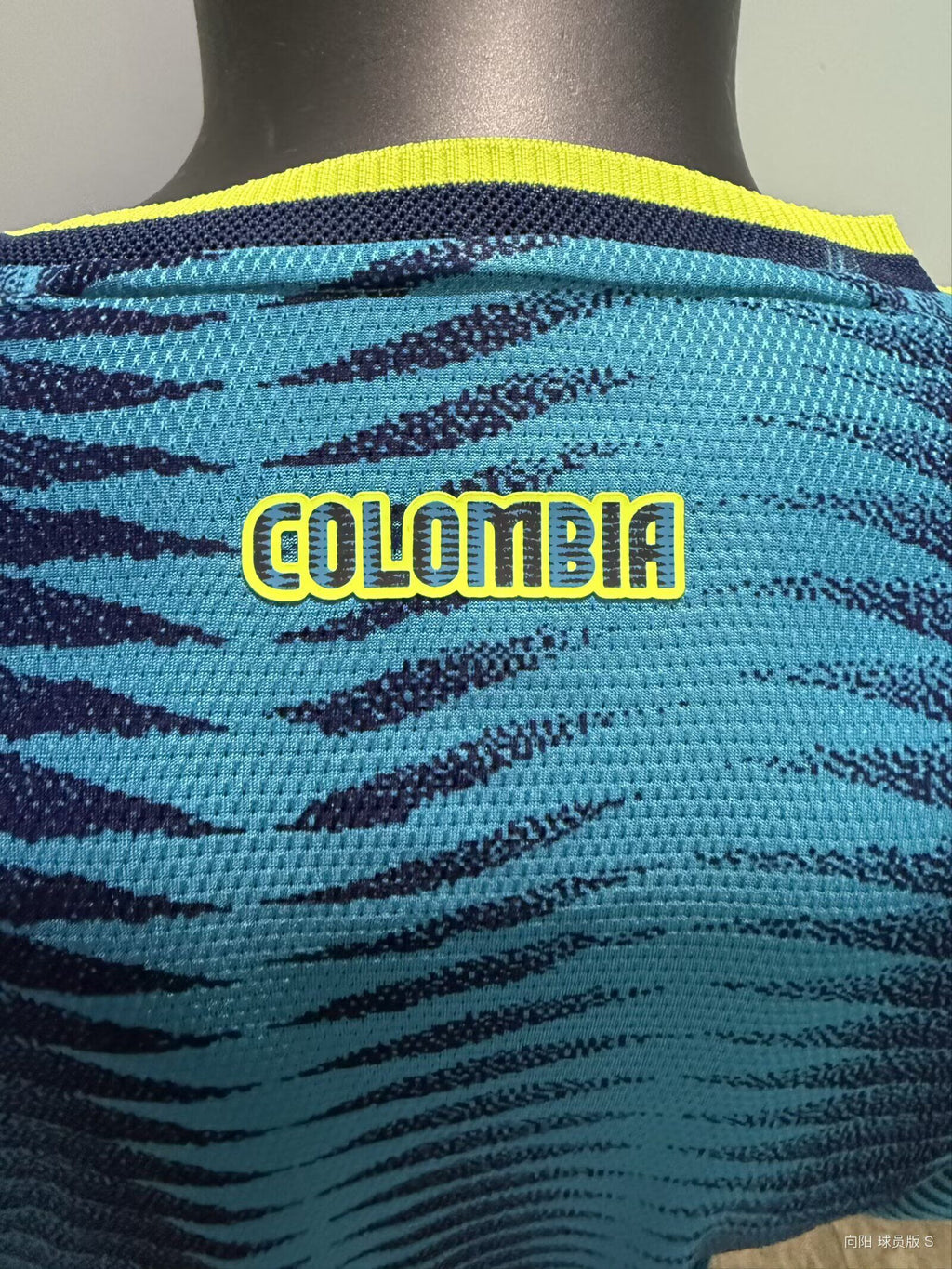 COLOMBIA 26 Manga larga Version autentica/jugador — World Cup 2026