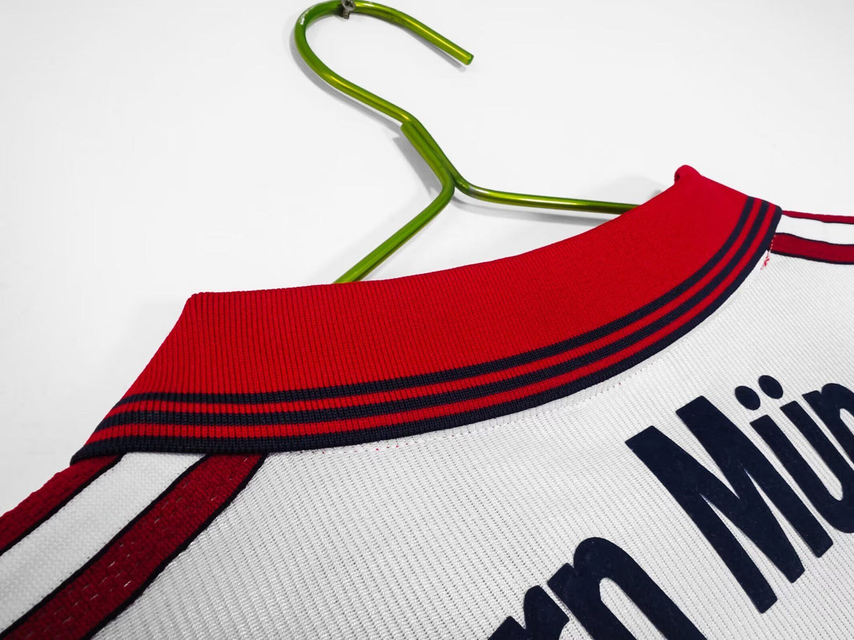 BAYERN 98-01 — Club Retro