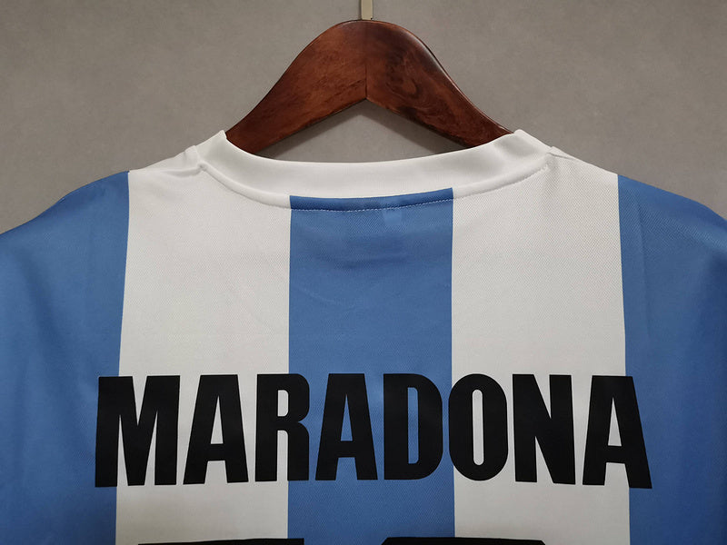 1985 Argentina home