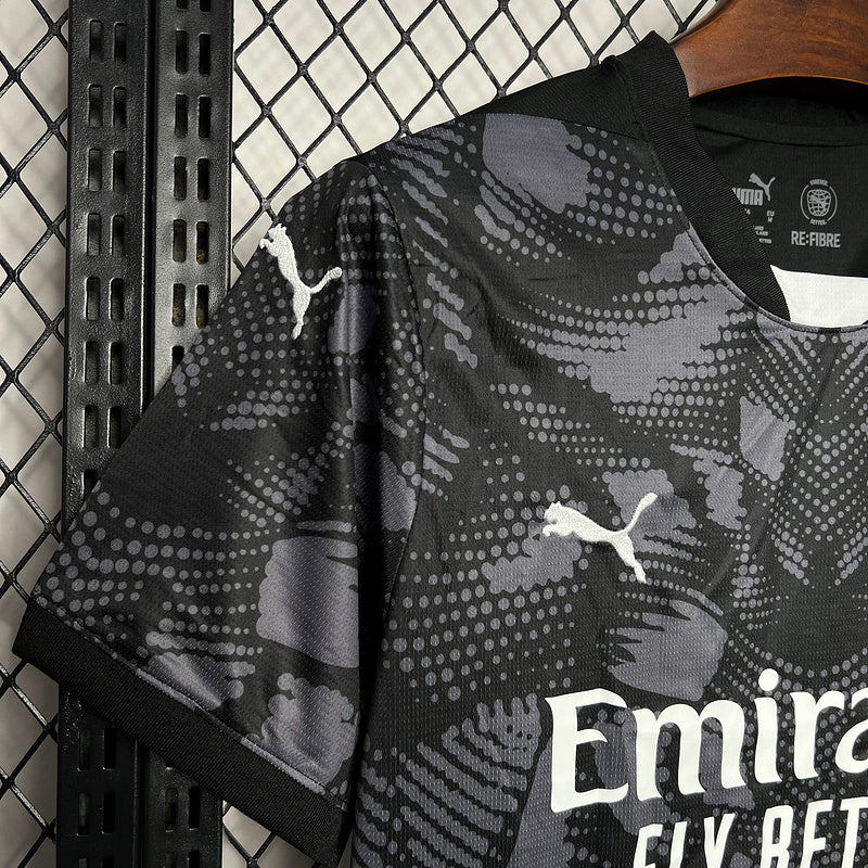24-25 AC Milan Goalkeeper Jersey Black