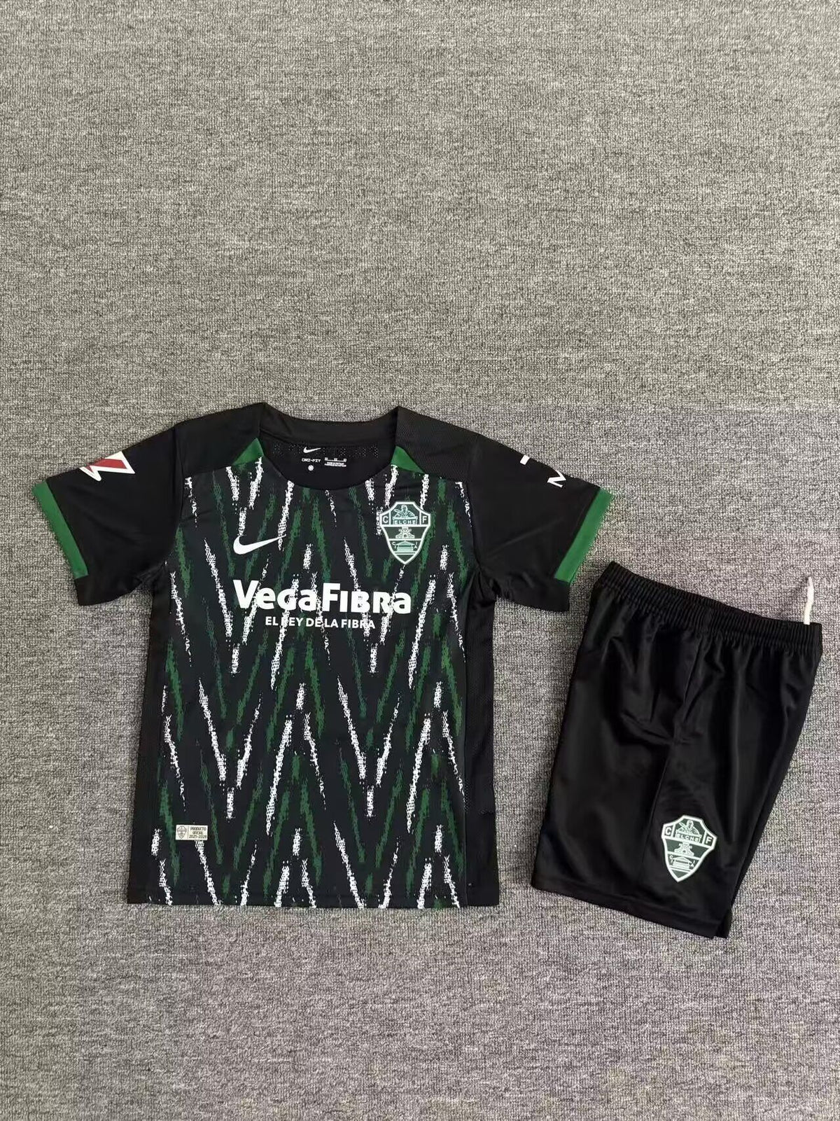 ELCHE Kit infantil — LaLiga