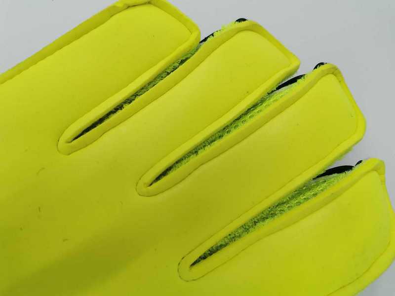 Calcetines de Futbol #Reusch — Zhang199