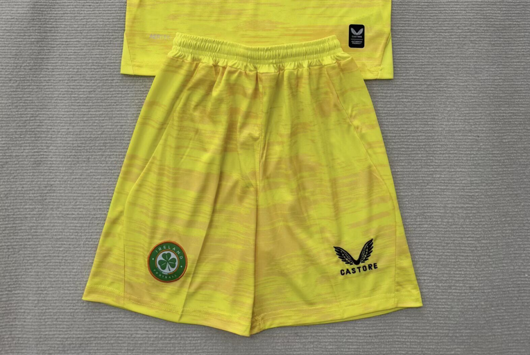 IRELAND GK Pantalon corto — Europe Other