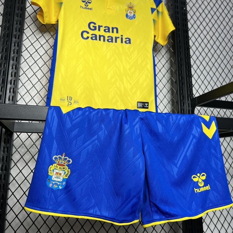 24-25 Las palmas home kid kit