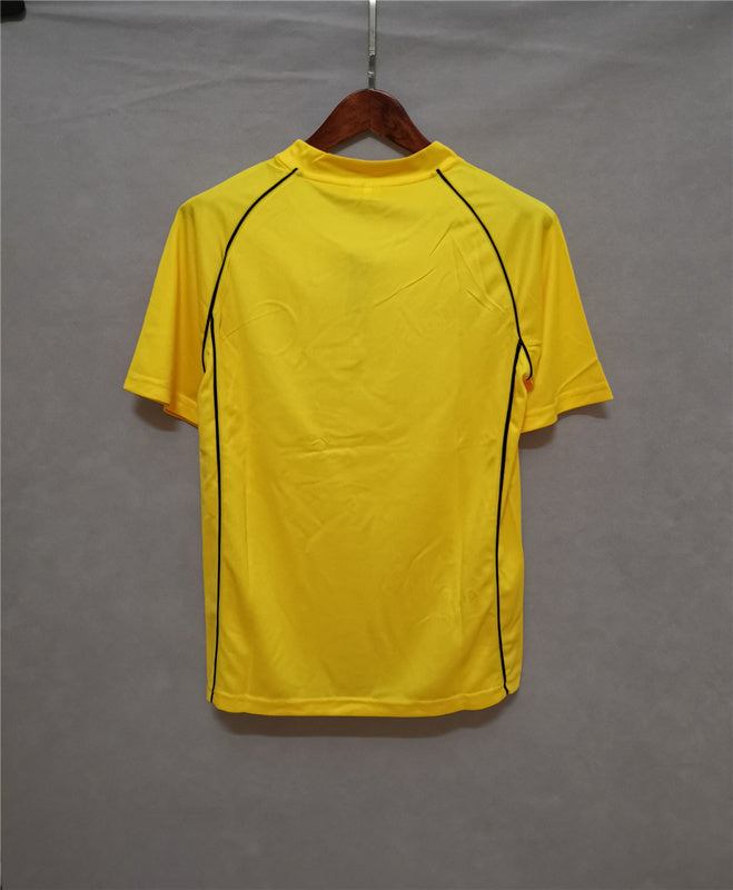 02 Dortmund home yellow