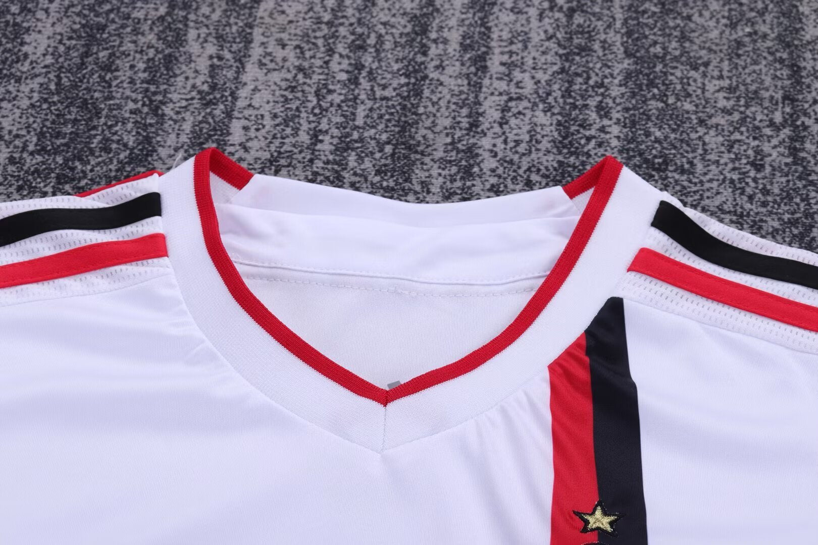 MILAN 11-12 Kit infantil — Club Retro