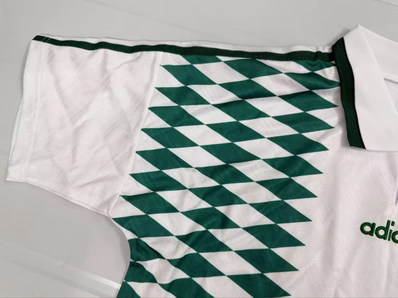 Retro Panathinaikos F.C. 1995/96 Away jersey