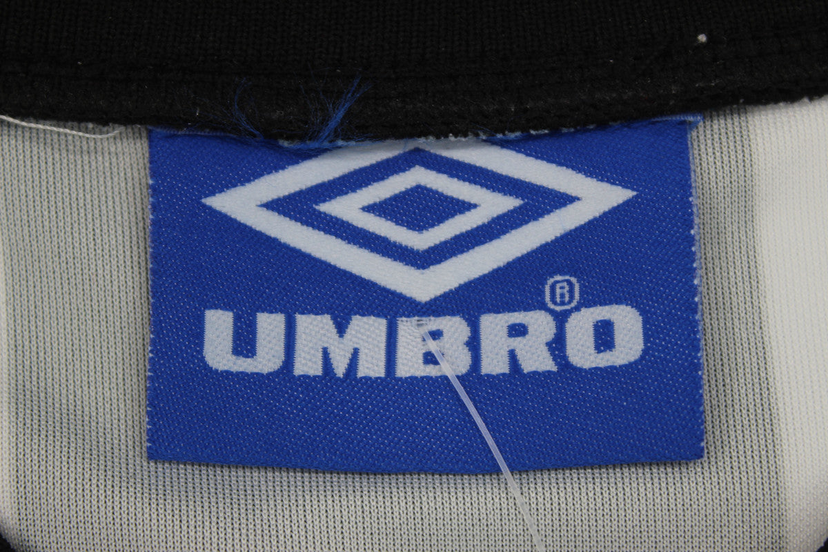 NEWCASTLE 83 — Club Retro