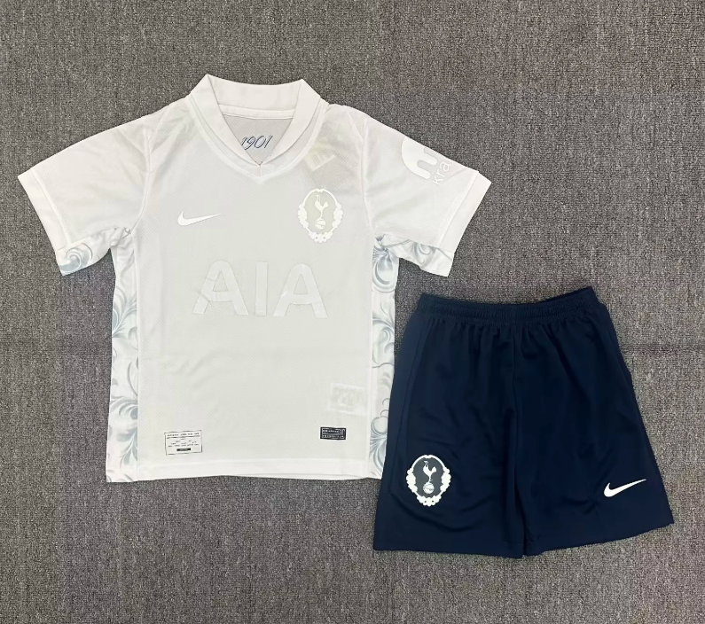 TOTTENHAM Kit infantil — Premier League - Championship