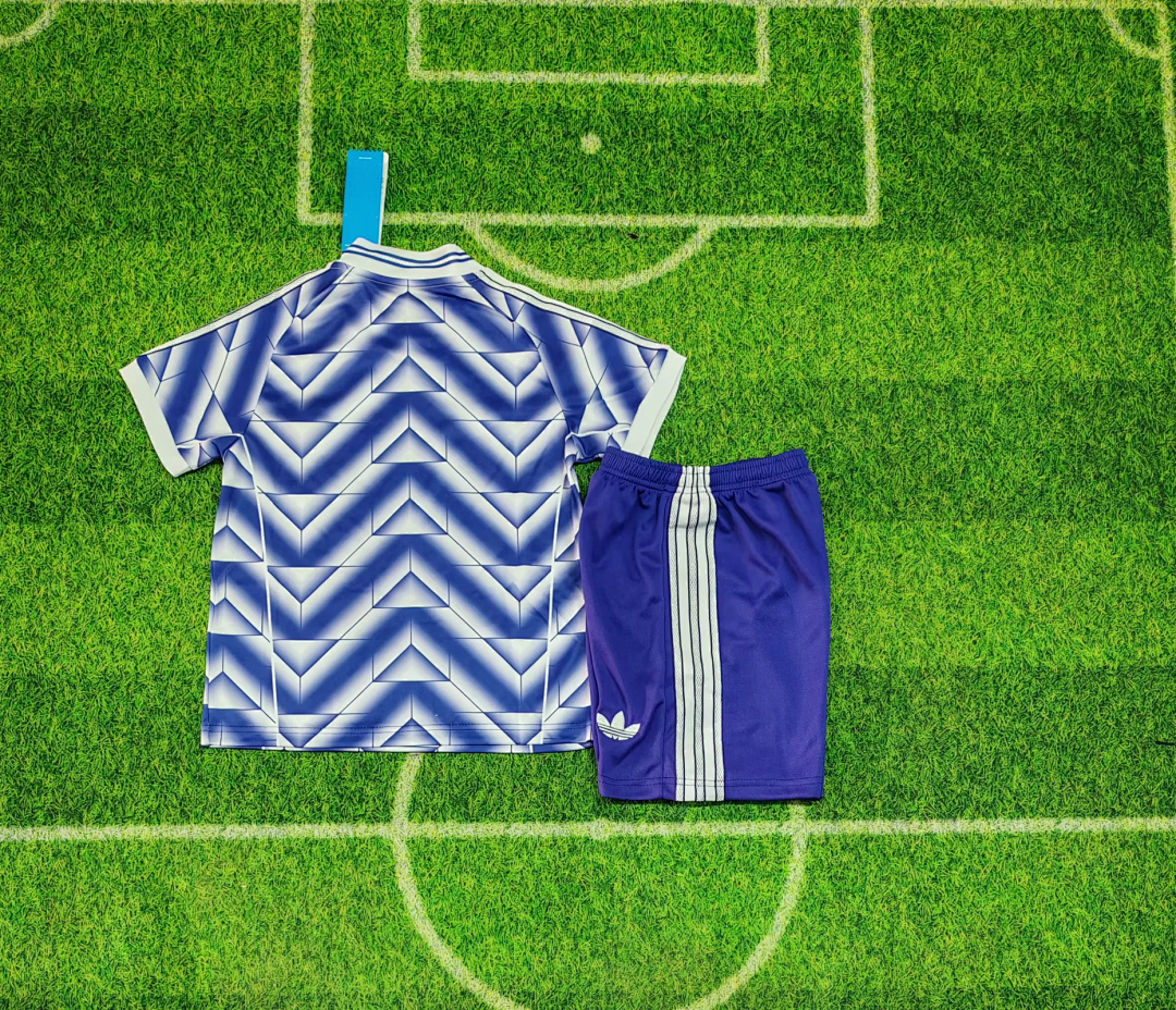 Real Madrid 25/26 Purple Special Kids kit Jerseys SIZE 16-28