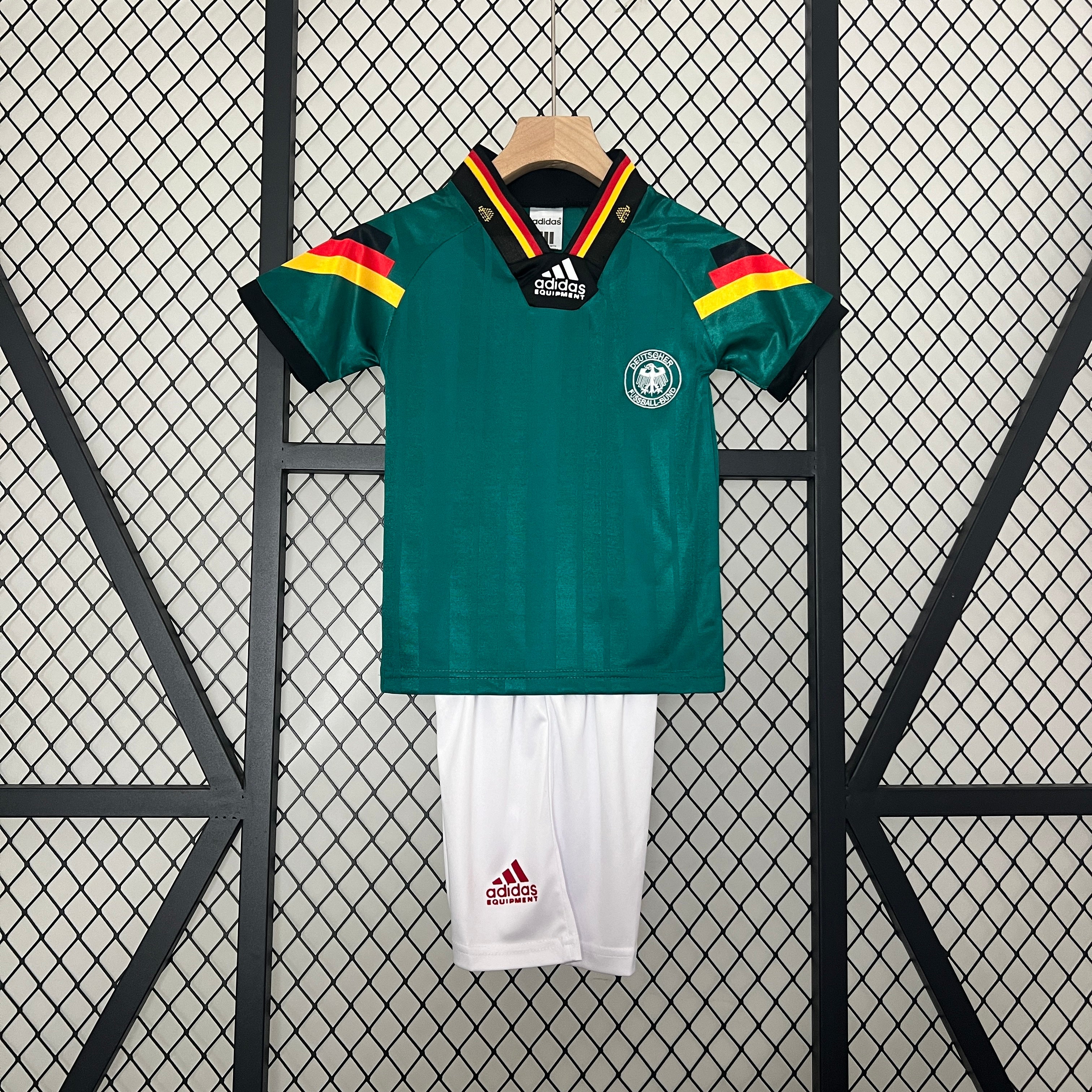 kids Germany 1992 away size: 16-28