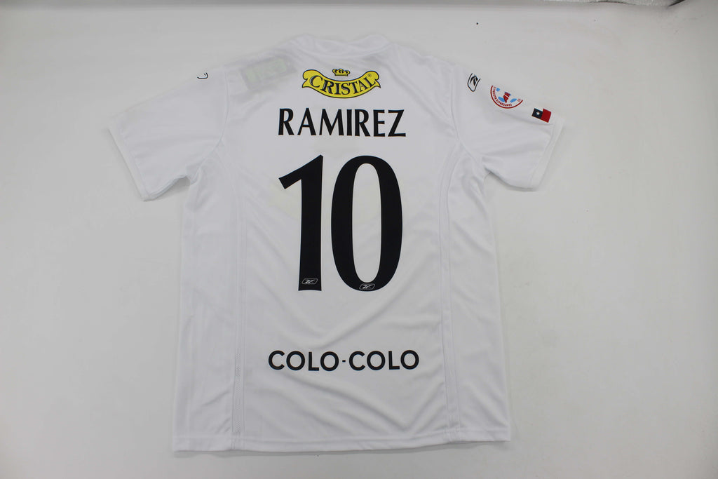 COLO COLO 04 — Club Retro