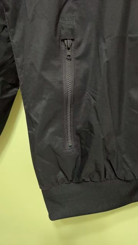 24-25 Tottenham Hotspur Dark blue windbreaker