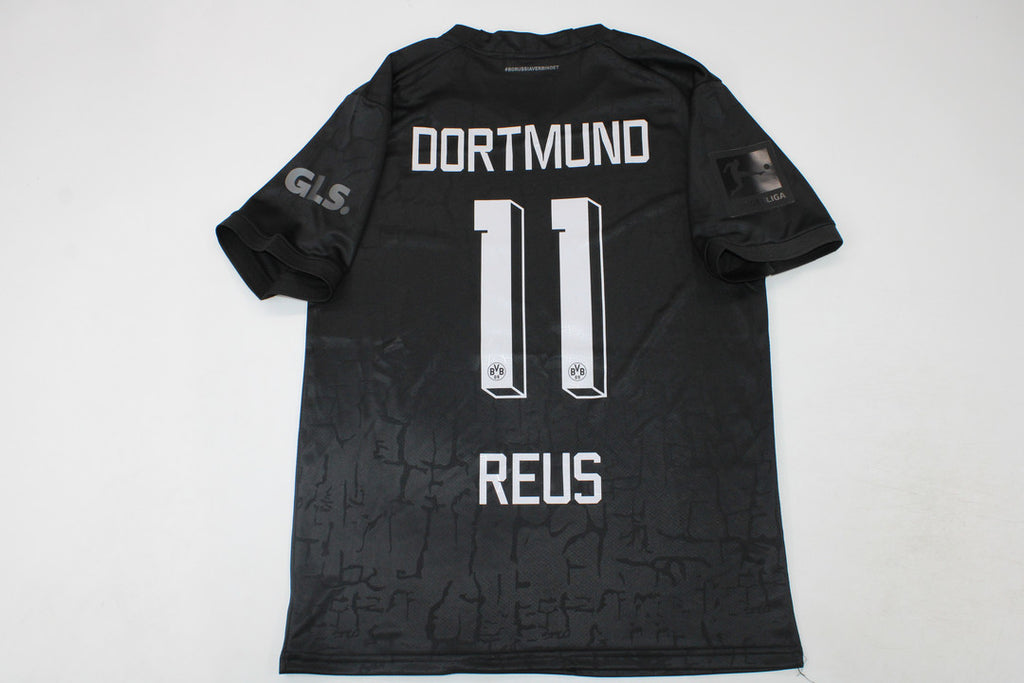 DORTMUND 22-23 ALL-BLACK SPECIAL KIT — Club Retro