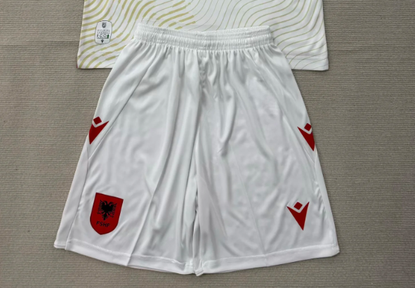 ALBANIA Pantalon corto — Europe Other