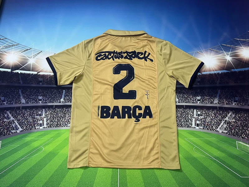 01-02 Barcelona TRAVIS SCOTT VERSION