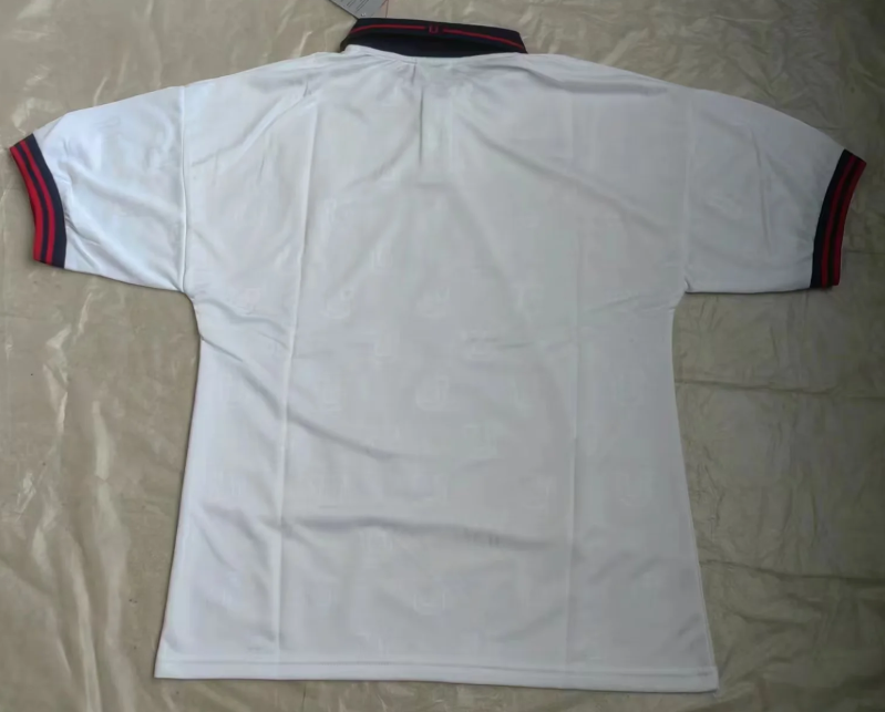 UNIVERSIDAD CHILE 98 — Club Retro