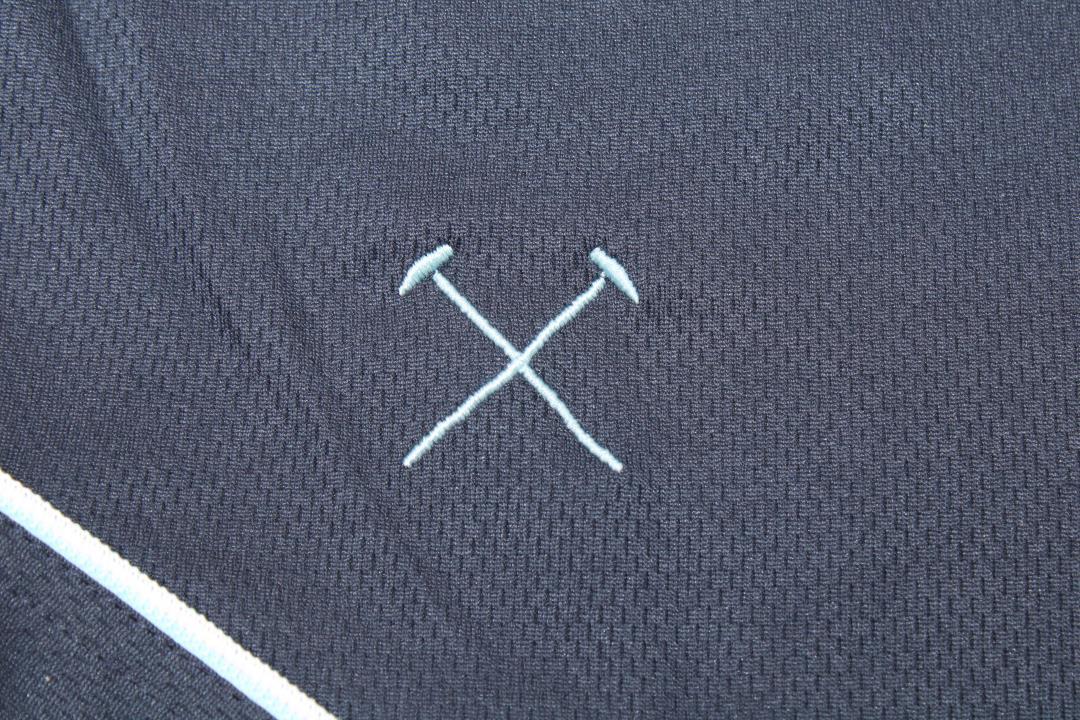 WEST HAM 99-01 — Club Retro