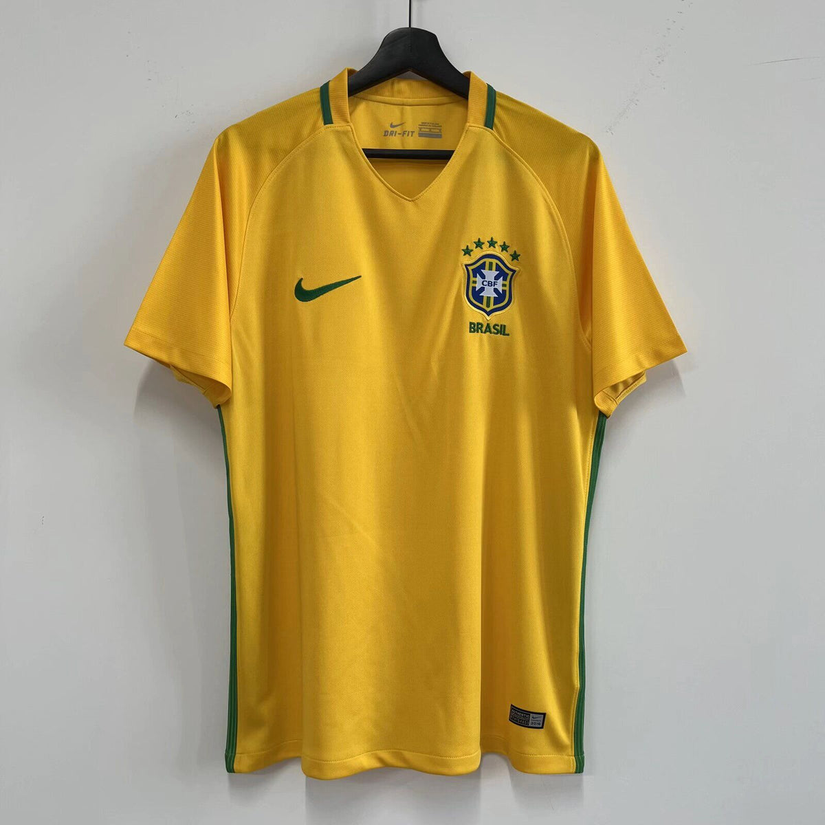 BRAZIL 16 — National Retro