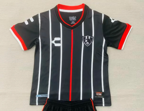 CUERVOS — Special Edition