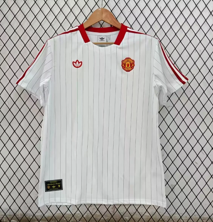 MAN U ICON — Adidas Icon