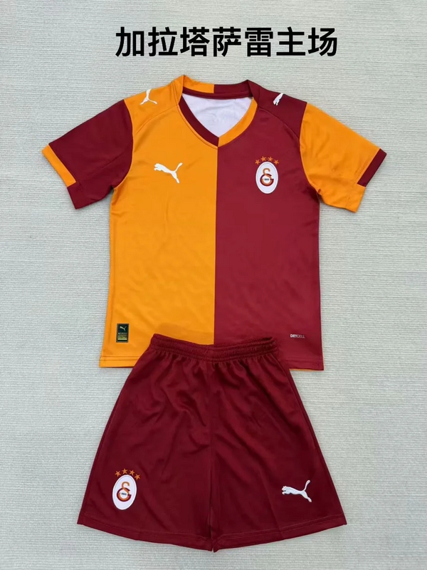 25-26 Galatasaray home kid kit