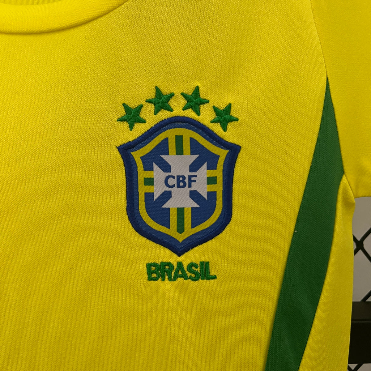 kids Brazil2002 home size: 16-28