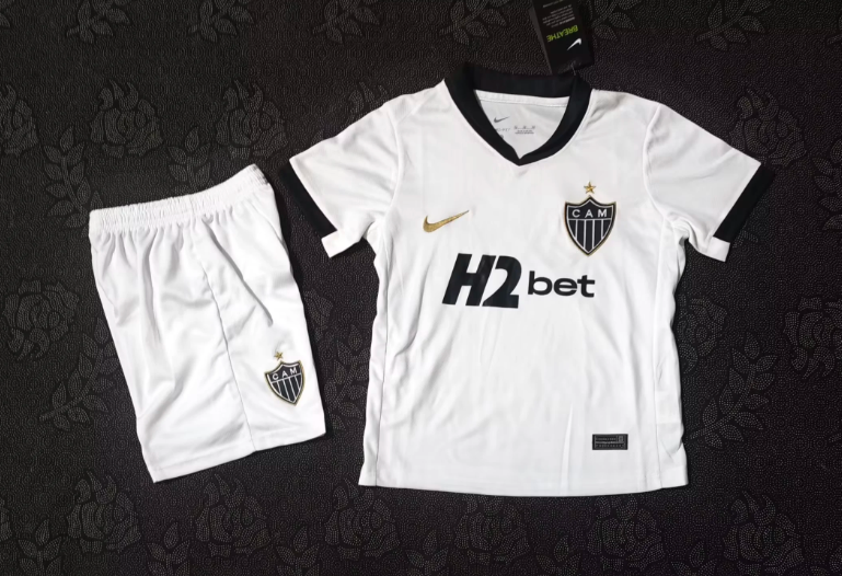 ATLETICO MINEIRO Kit infantil — Brasileirao