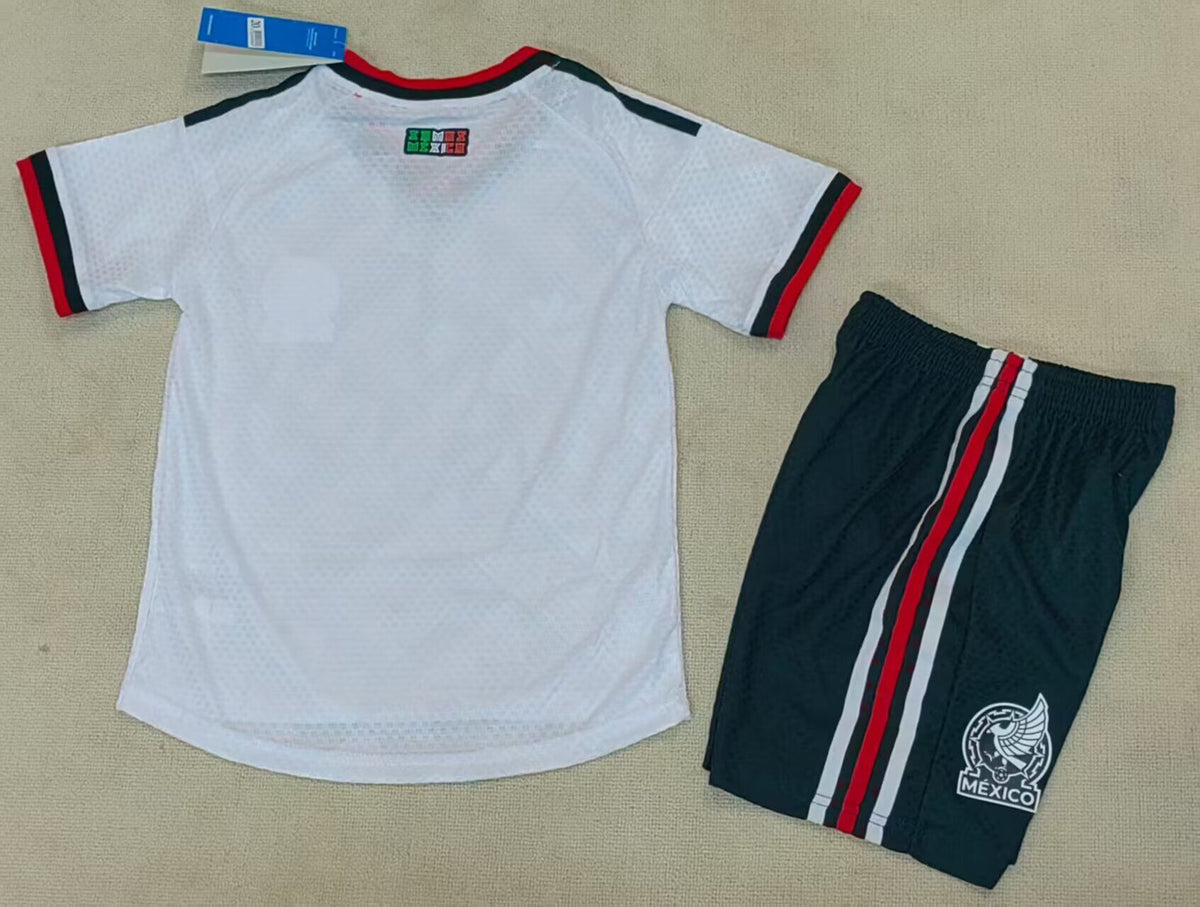 MEXICO 26 Kit infantil Version autentica/jugador — World Cup 2026