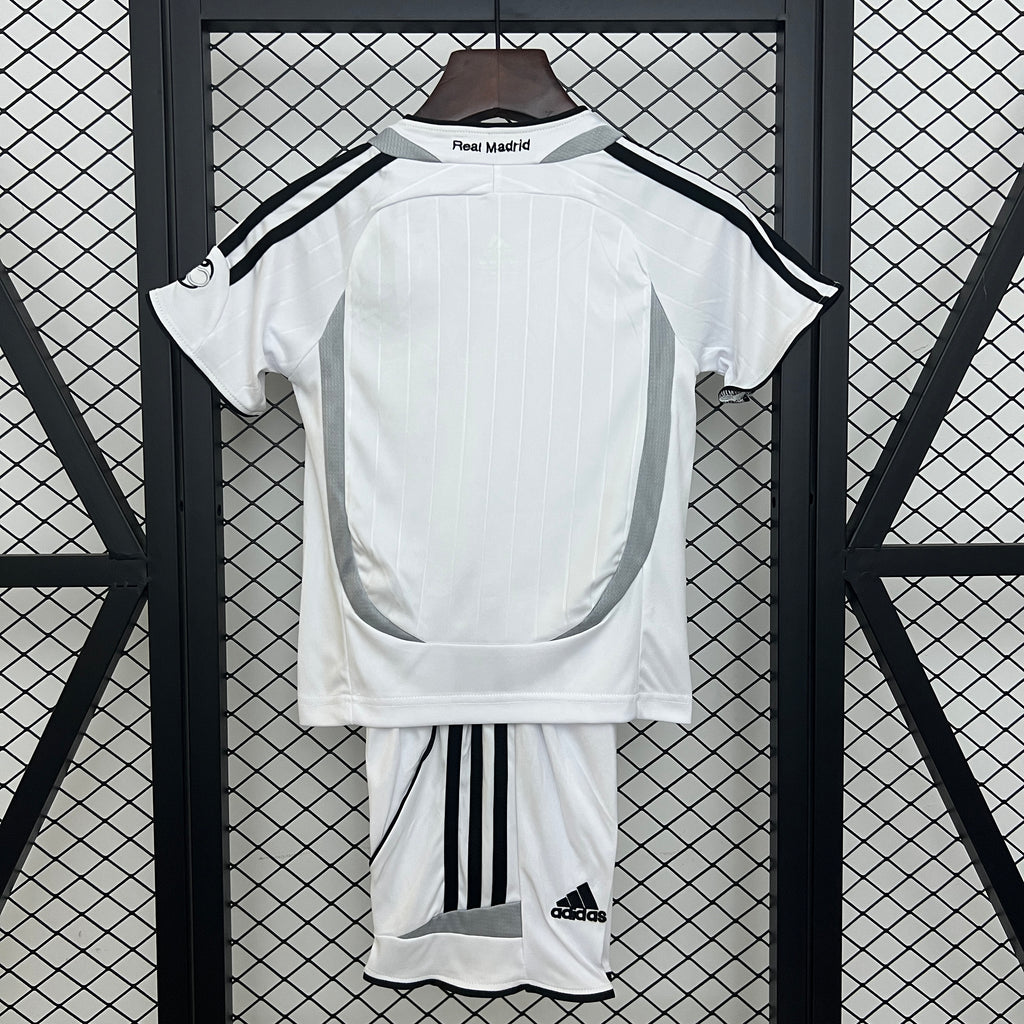 kids Real Madrid 06/07 Home Size: 16-28