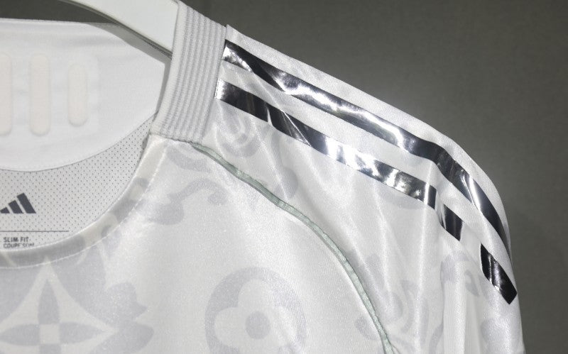 25-26 Real Madrid White and Silver Special Jersey
