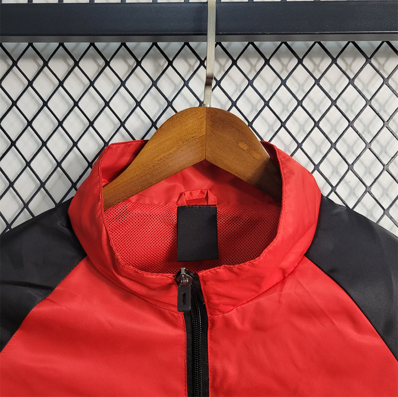 23-24 Windbreaker Manchester United