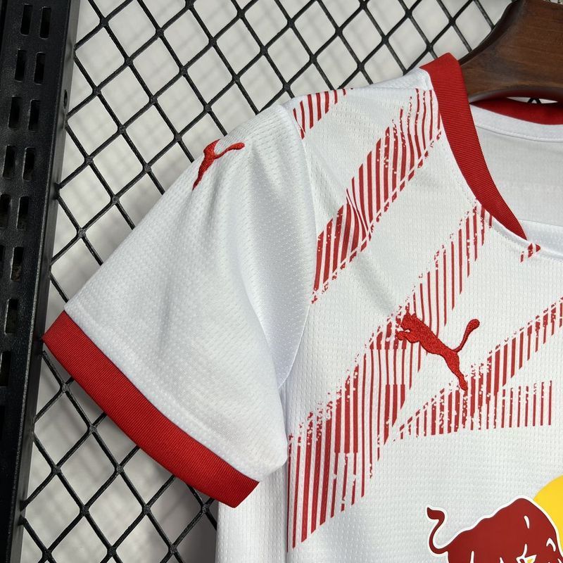 24-25 RB Leipzig home kids kit