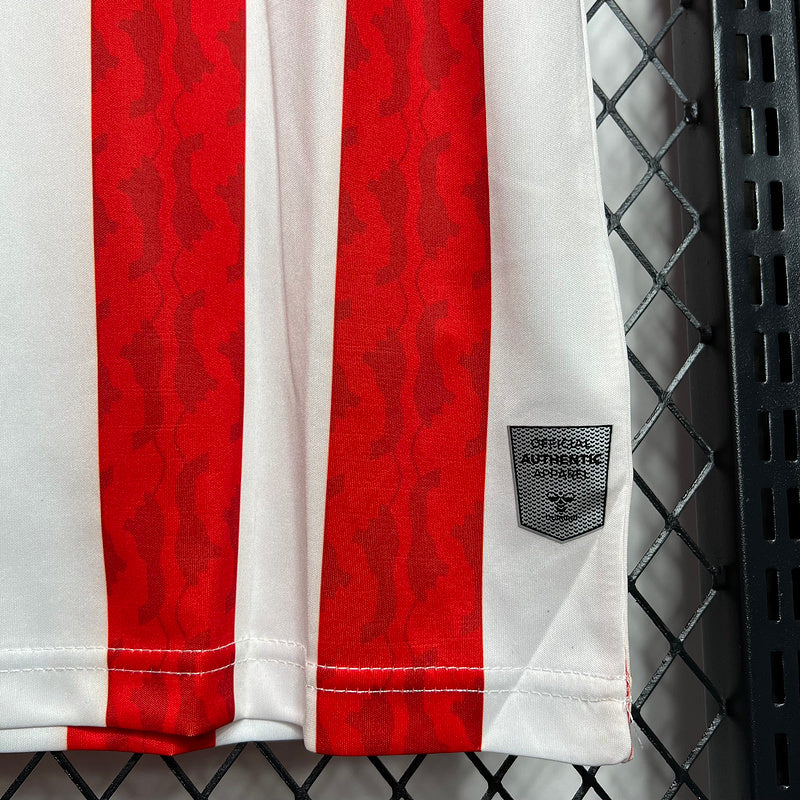 24-25 Sunderland home soccer jersey