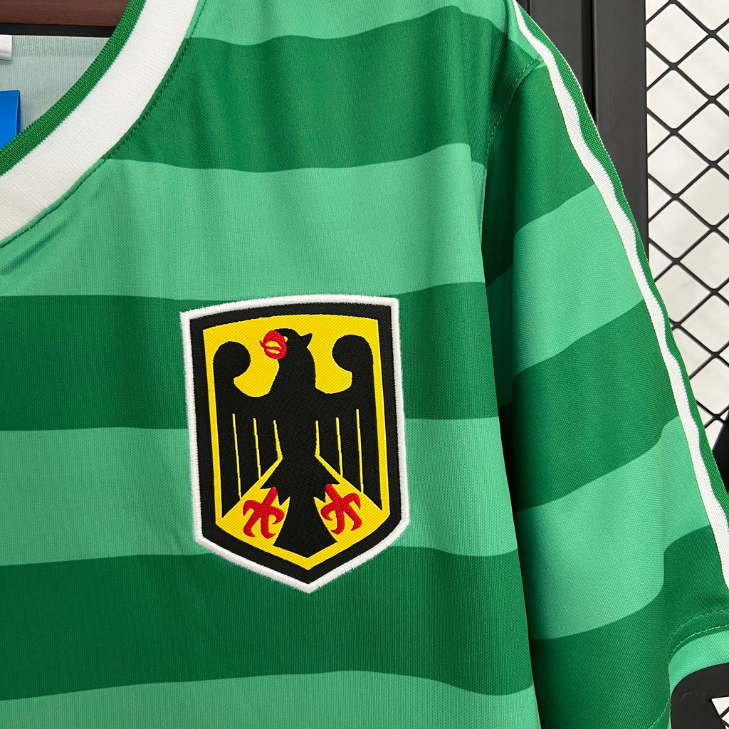Retro Germany 1984 Green S-XXL