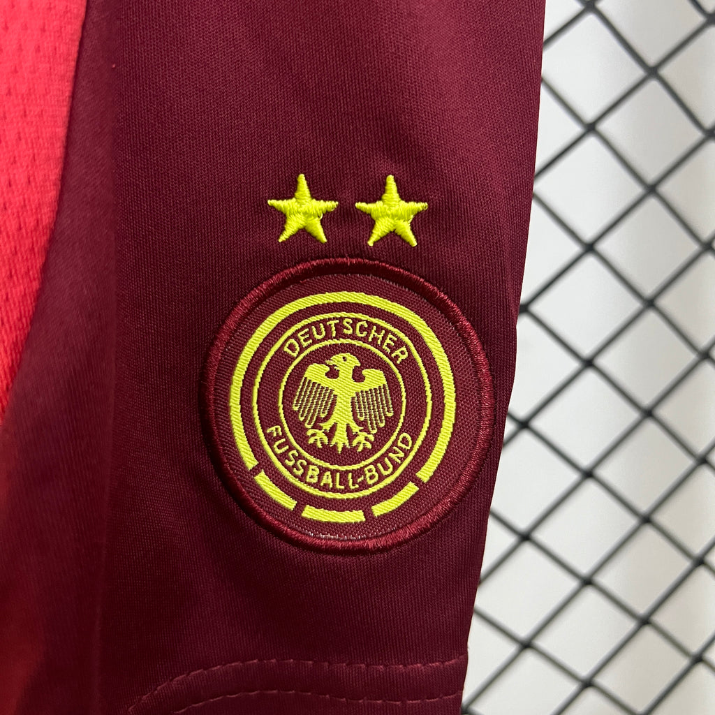 2025 kids Germany away size: 16-28